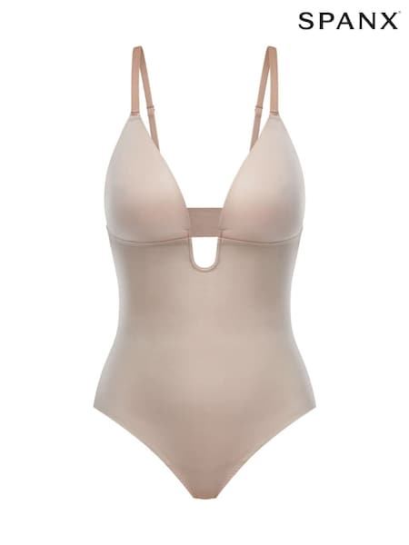 SPANXshape™ Suit Your Fancy Plunge Low-Back Thong Bodysuit (E64366) | €208
