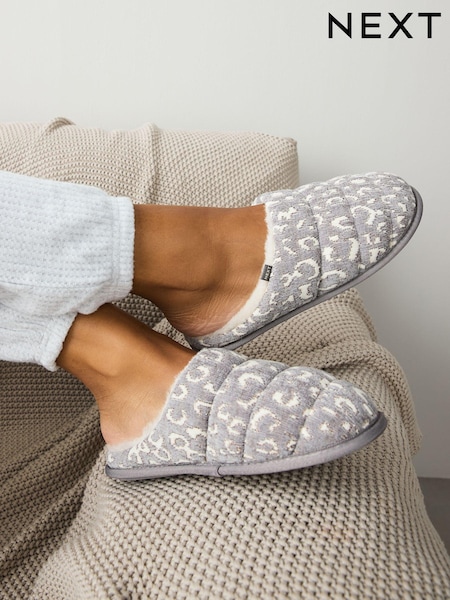Серый со звериным принтом - Quilted Mule Slippers with Faux Fur Lining (E66441) | €17