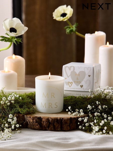 White Mr and Mrs Country Wedding Jasmine Candle (E66675) | €11