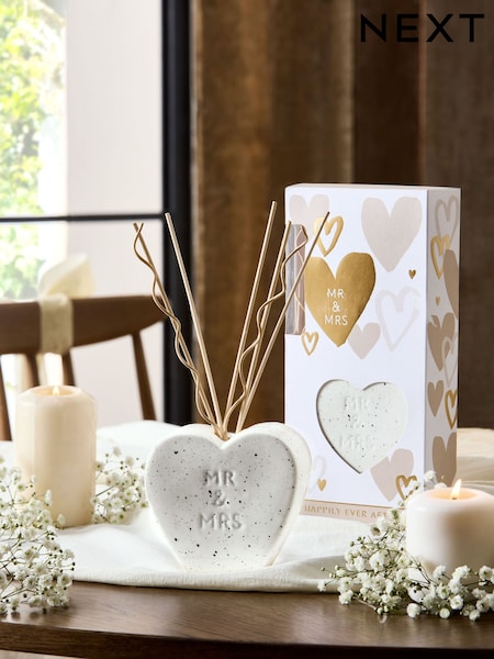 Mr and Mrs Country Wedding Jasmine Diffuser (E66679) | €23.50