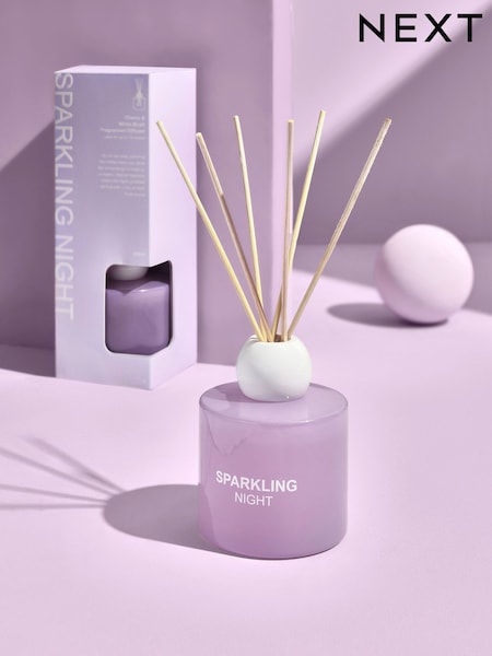 Cherry and White Musk 200ml Fragranced Reed Diffuser (E67100) | €26