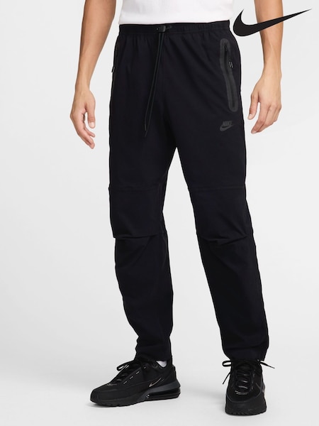 Чорний - Nike спортивний одяг Tech Woven Open Hem джогери (E67631) | 5 407 грн
