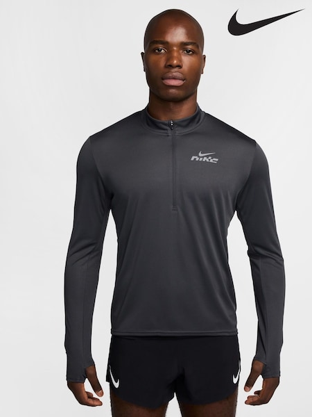 Nike Black Dri-FIT Flash Pacer Half Zip Running Top (E67708) | €78