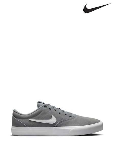 Nike Grey/White Charge Suede Low Trainers (E67750) | €79