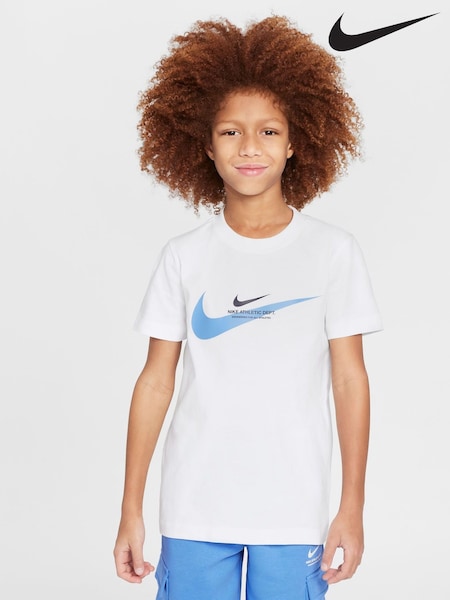 Biały - Nike Sports Inpsired Graphic 100% Cotton T-shirt (E67752) | 145 zł