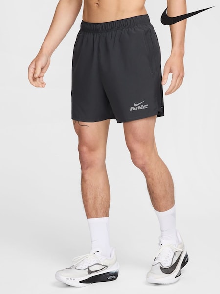 Nike Black Dri-FIT Flash 5 inch Challenger Running Shorts (E67754) | €53