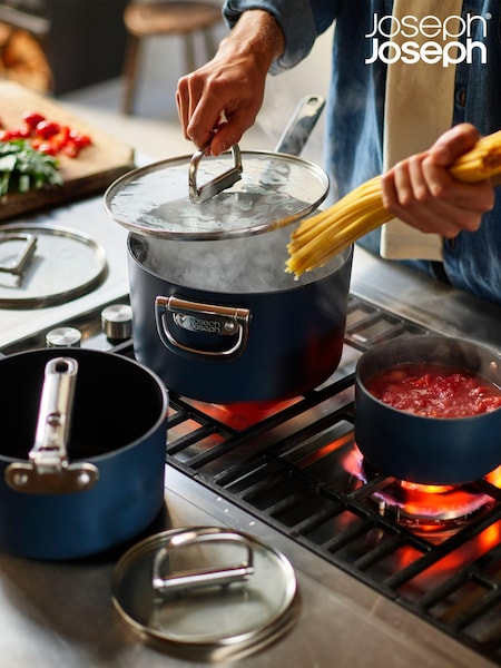 Joseph Joseph Space Folding Handle Ceramic Nonstick 23cm Saucepan And Lid (E68308) | € 147