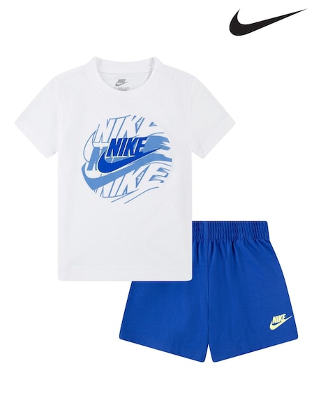 Nike Little Kids On The Move T-shirt And Shorts Set (E71324) | €55