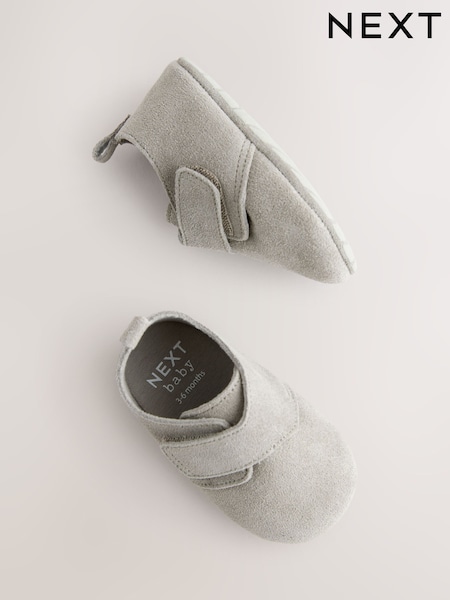 رمادي - Baby Touch Fastening Suede Shoes (0-2mths) (E73517) | ‏61 د.إ.‏