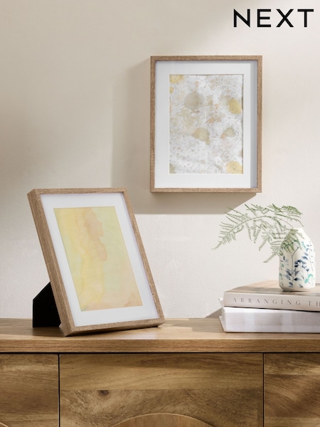 Set of 2 Oak Hadley Wood Effect Photo Frames (E73547) | kr86 - kr172