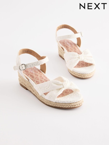 Bordado blanco - Wedge Sandals (E74926) | 32 € - 41 €