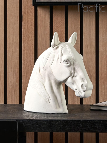 Pacific White Metal Horse Head Ornament (E76100) | €102