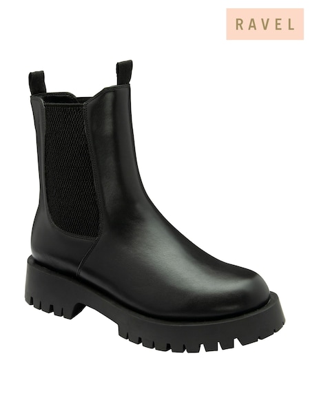 Ravel Pull-on Ankle Boots (E78458) | €102