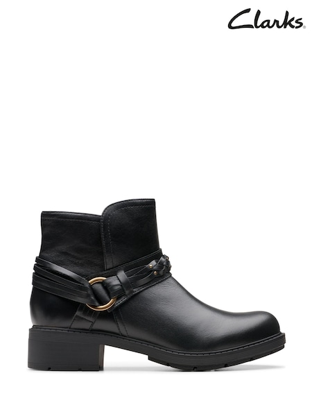 Clarks Black Mushroom Oily Hearth Kaylie Boots (E78500) | €114