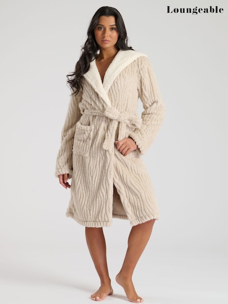 Loungeable Brown Wavy Cut Sherpa Hooded Midi Robe (E79683) | €16.50