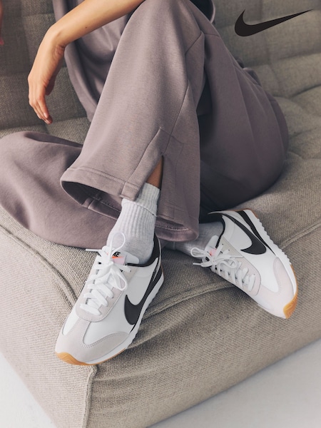 Nike White/Black Pacific Trainers (E81463) | €100