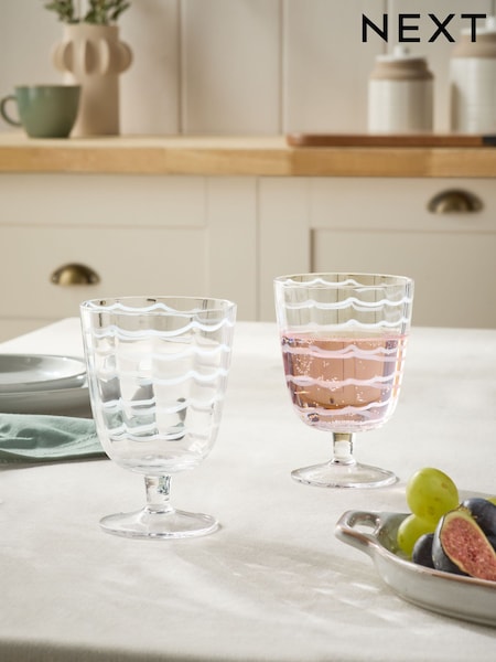 Set of 2 White Caned Stripe Wine Glasses (E84434) | €24