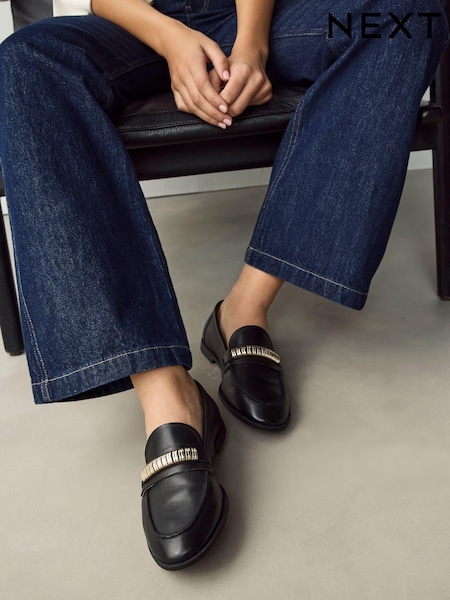 Musta - Forever Comfort ® -nahkaketjun yksityiskohta Slim Loaferit (E85096) | €70