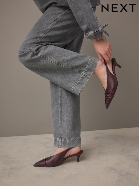 أحمر عنابي - Forever Comfort® Point Toe Ruched Slingback Heels (E85149) | ‏196 ر.س.‏