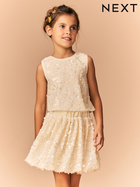 بيج فاتح - Sequin Top and Skirt Co-Ord Set (3-16yrs) (E87250) | ‏188 د.إ.‏ - ‏ 218‏ د.إ.