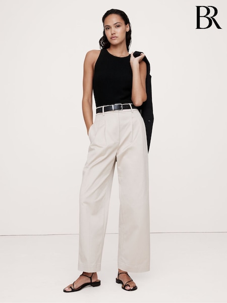 Banana Republic Black Cece Sculpted Ribbed Top (E87543) | €85