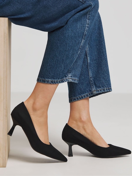 JD Williams Black Pointy Toe Classic Court Shoes In Extra Wide Fit (E88333) | €54