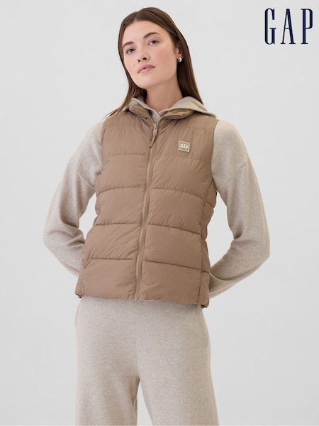Коричневый - Gap Logo Cold Control Puffer Gilet (E88754) | €46