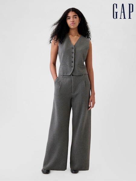 Gap Grey CashSoft Pleated Trousers (E88790) | €107