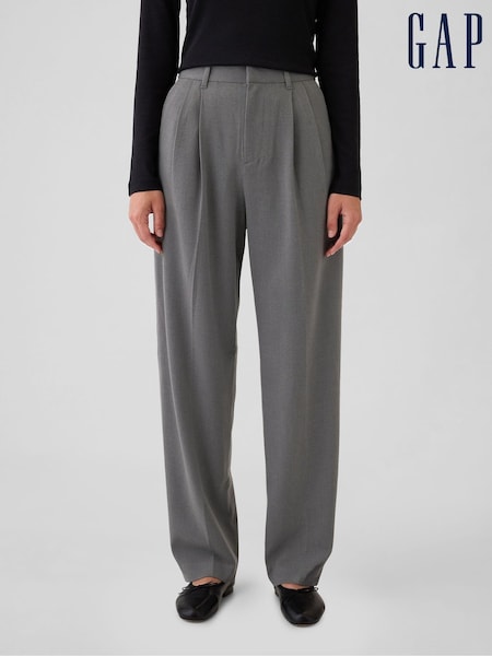 Gap Grey Everyday High Waisted Brushed Twill Pleated Taper Trousers (E88851) | €34