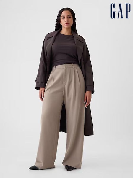 Gap Light Brown 365 High Waisted Brushed Twill Pleated Trousers (E88853) | €34