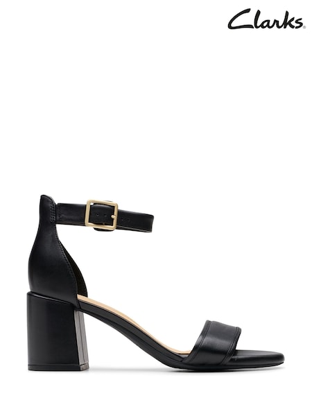 Clarks Leather Ezoria Mae Sandals (E92029) | €86