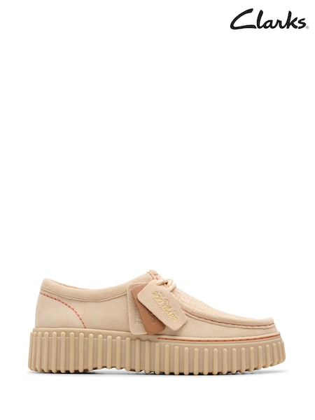 Cream - Clarks Torhill Bee Schuhe aus Nubukleder (E92084) | 153 €