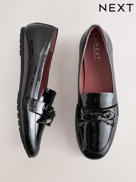 Black Forever Comfort® Round Toe Patent Bow Detail Loafer Ballet Shoes (E92419) | R$ 250