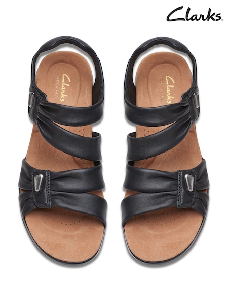 Clarks Black Standard Fit (D) Leather Kitly Ave Sandals (E92610) | €100