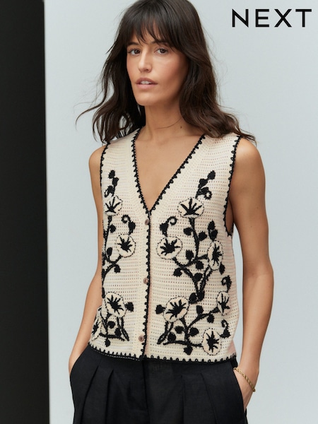 White/Black Floral Embroidered Knitted Vest Waistcoat (E92910) | €28