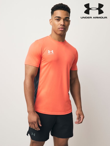 Under Armour Red Challenger Train Short Sleeve T-Shirt (E93474) | AED146