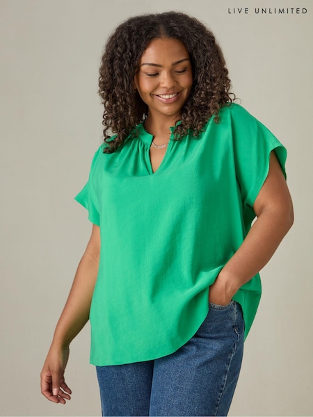 Live Unlimited Curve Green Highneck Top (E93777) | €37