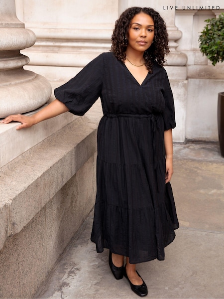 Live Unlimited Curve  Textured Tiered Midi Black Dress (E93789) | €65