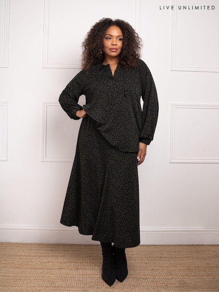 Live Unlimited Curve Khaki Green Dash Print Fit & Flare Maxi Skirt (E93804) | 46 €