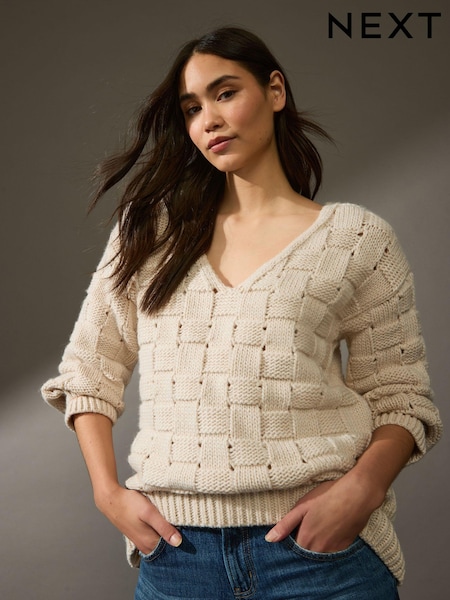 White Ecru Waffle Stitch V-Neck Knitted Jumper with Wool (E94371) | €23