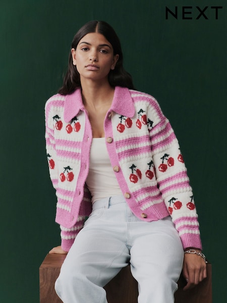 rožnata rdeča Cherry - Graphic Knitted Cardigan with Collar (E94375) | € 46