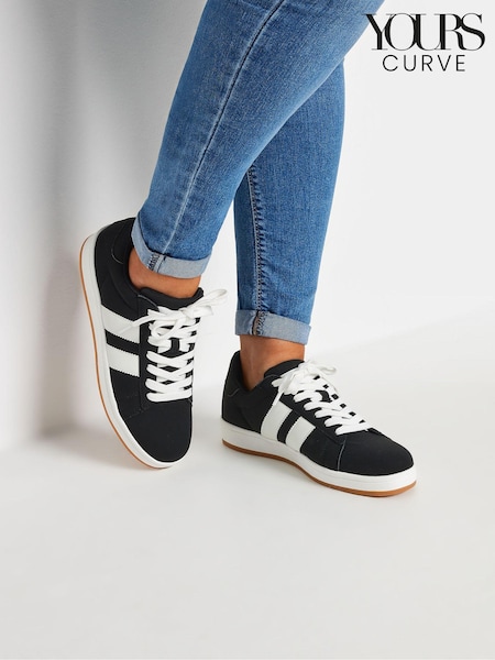 Yours Curve Black Wide Fit Padded Skate Trainers (E95305) | R$ 335