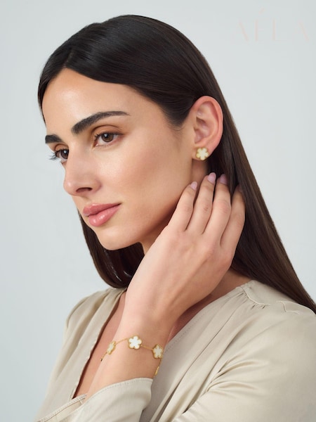 Aela Gold Tone Waterproof Stainless Steel Mother of Pearl Flower Studs Earrings (E95608) | €18
