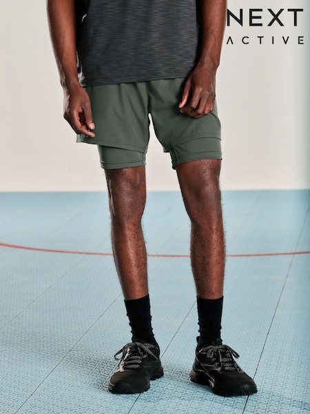 Kaki zelena - Active 2-in-1 Shorts (E95704) | € 32