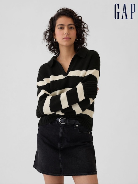 Musta Raita - Gap Soft Cotton Shrunken V-Neck Polo Jumper (E95850) | €55