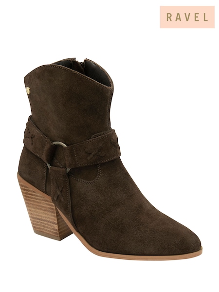 Ravel Brown Heeled Ankle Boots (E96374) | R$ 940