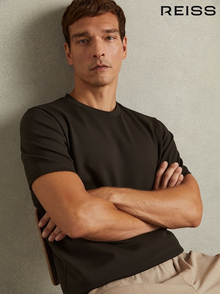 Reiss Chocolate Brown Bradley Interlock Jersey Crew Neck T-Shirt (E96662) | €104