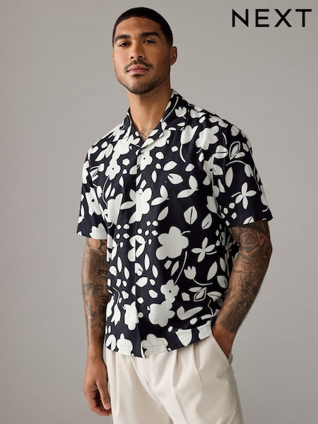 Monochrome Printed Floral Short Sleeve Shirt With Cuban Collar (E98049) | AED140