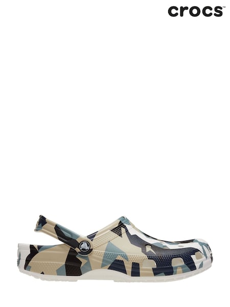 Crocs Green Classic Geo Camouflage Clogs (E99939) | ₪277