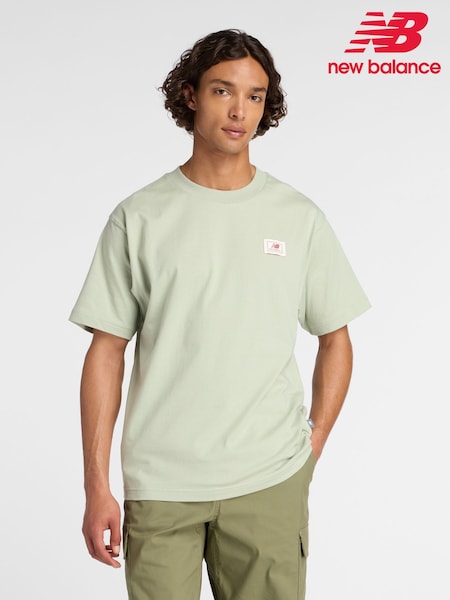New Balance Green Mens Woven Label Back Print T-Shirt (F00243) | €33